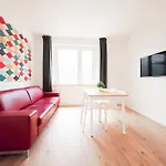 Tolstov - 3 - Kitchen - Balcony - 5 Min To Messe Dus * Düsseldorf