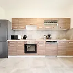 Apartment Tolstov - 3 - Kitchen - Balcony - 5 Min To Messe Dus *