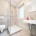 Apartment Tolstov - 3 - Kitchen - Balcony - 5 Min To Messe Dus *
