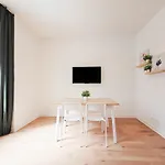 Apartment Tolstov - 3 - Kitchen - Balcony - 5 Min To Messe Dus *