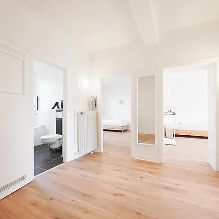 Tolstov - 3 - Kitchen - Balcony - 5 Min To Messe Dus Apartment *