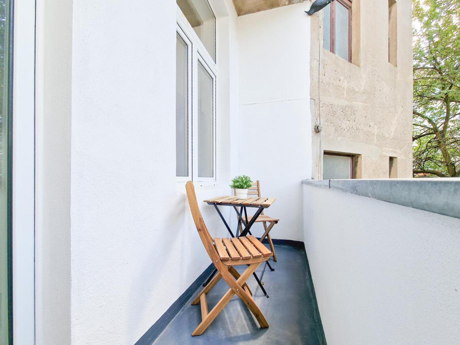 Tolstov - 3 - Kitchen - Balcony - 5 Min To Messe Dus Apartment Düsseldorf