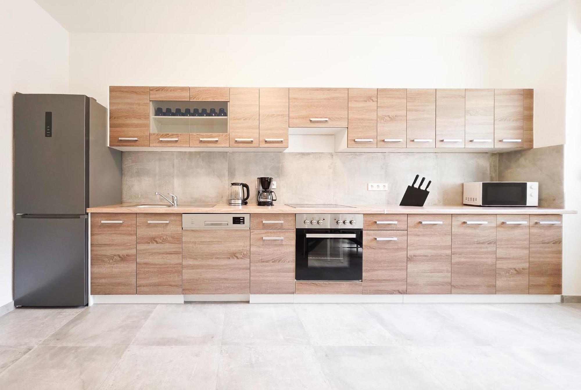 Apartment Tolstov - 3 - Kitchen - Balcony - 5 Min To Messe Dus Düsseldorf