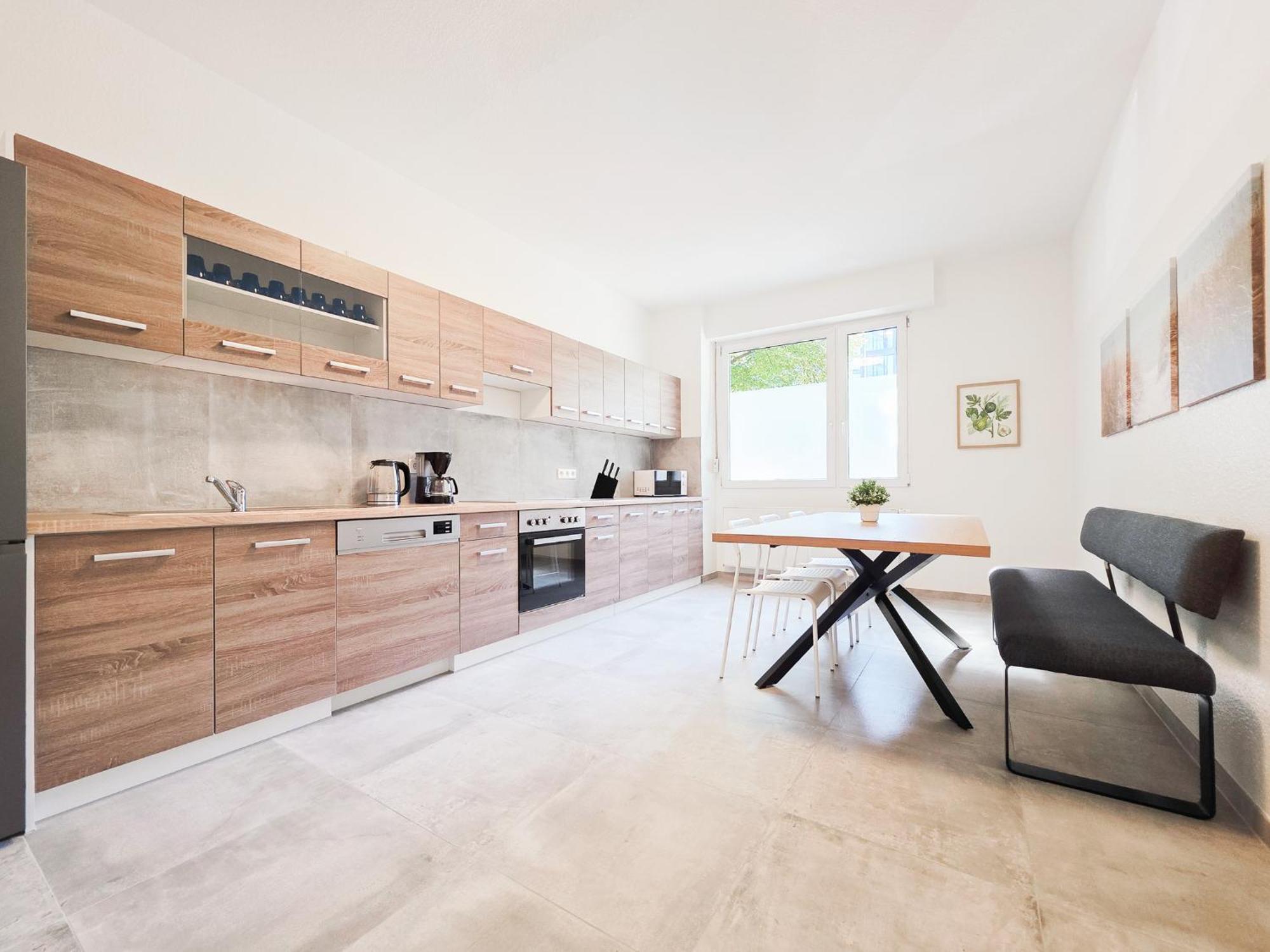 Tolstov - 3 - Kitchen - Balcony - 5 Min To Messe Dus Düsseldorf